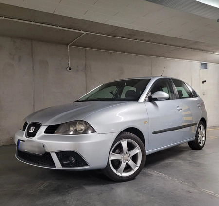 Seat Ibiza cena 14900 przebieg: 139000, rok produkcji 2007 z Łódź małe 106